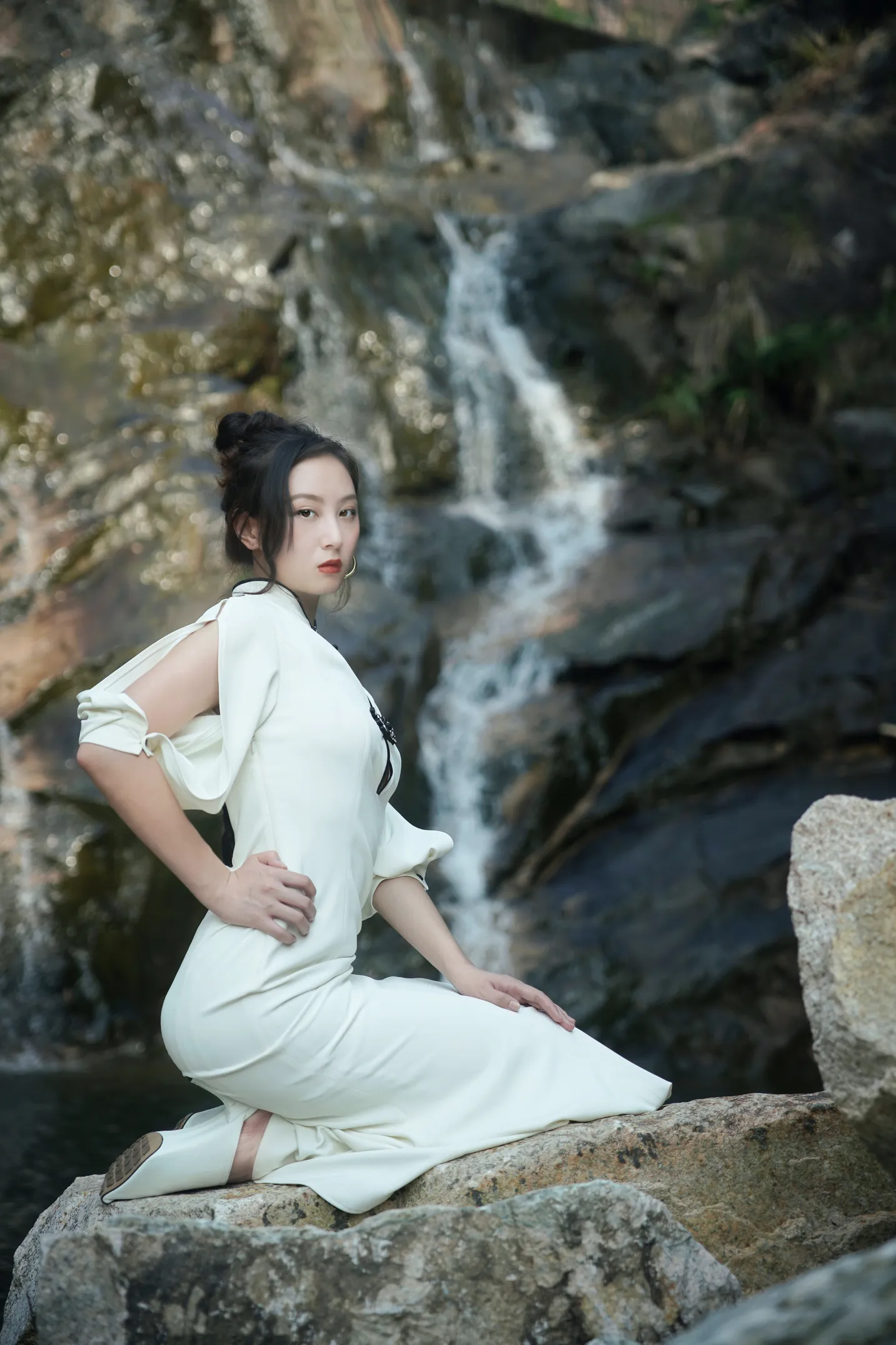 [艺图语] 2022.12.04 Vol.2596 – 飘绢流白 土土#[22P]-6