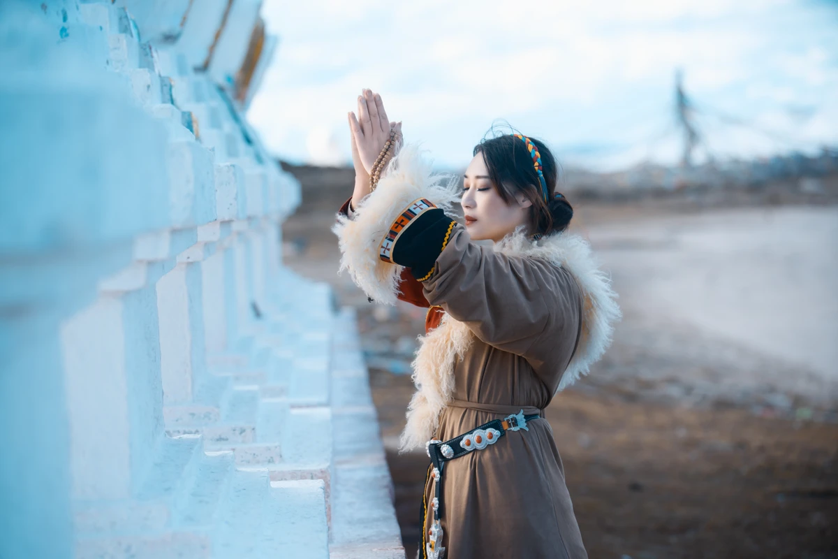 [艺图语] 2023.02.02 Vol.2955 转山 两条鱼摆摆#[32P]-9