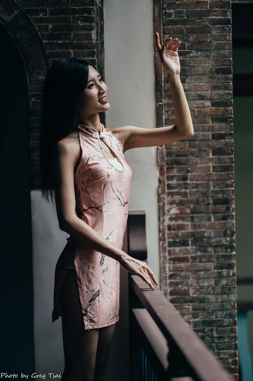 [爱美足] NO.138 张筠 粉色短旗袍丝袜高跟美腿 街拍#[36P]-7