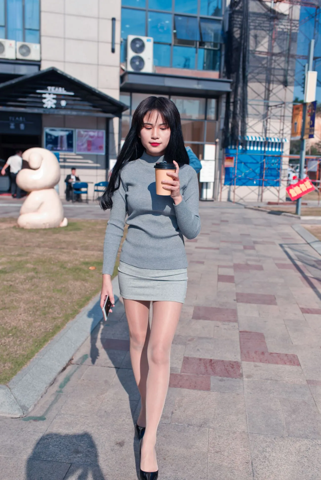 [Mzsock] NO.084 The cute girl in short skirt and silk stockings in the leisure bookstore street photography#[79P]-3