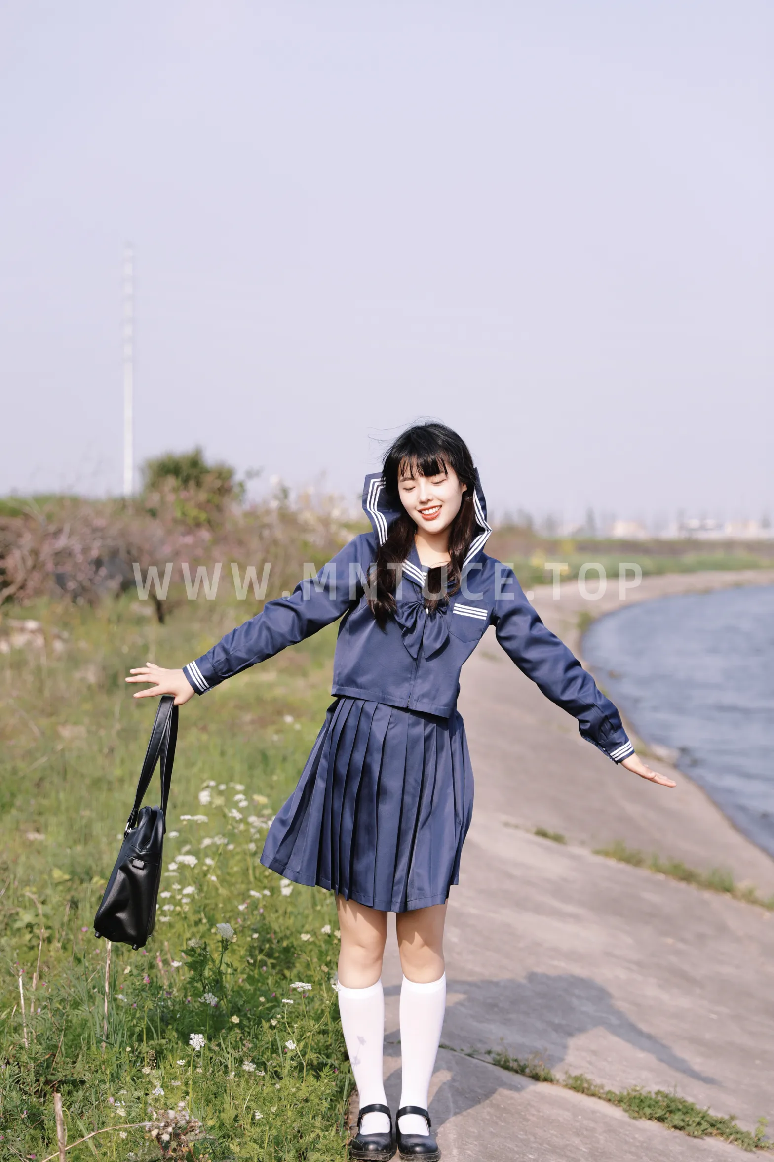 [艺图语] 2022.11.28 Vol.2546 – 等你下课 倩儿#[28P]-5