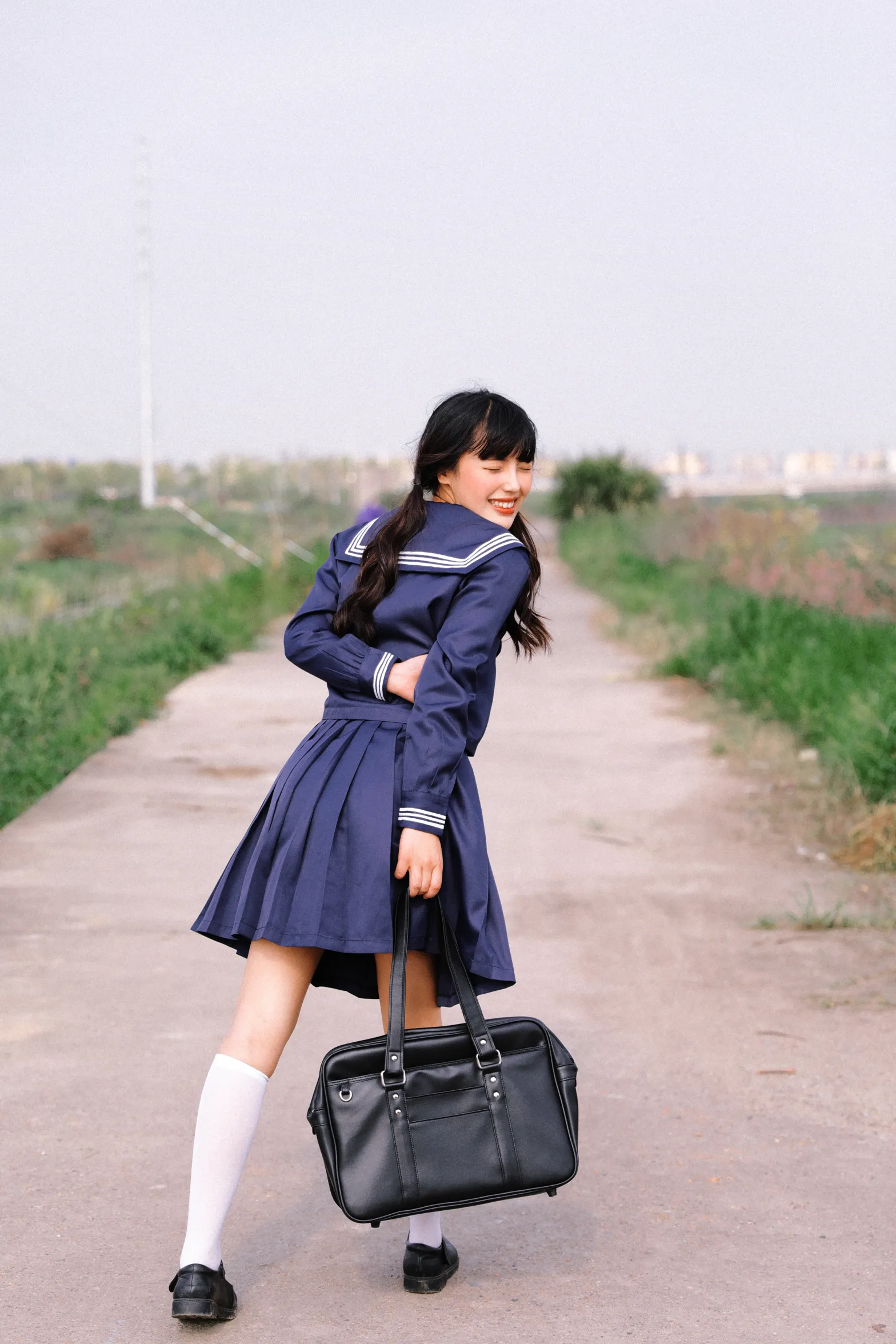 [艺图语] 2022.11.28 Vol.2546 – 等你下课 倩儿#[28P]-6