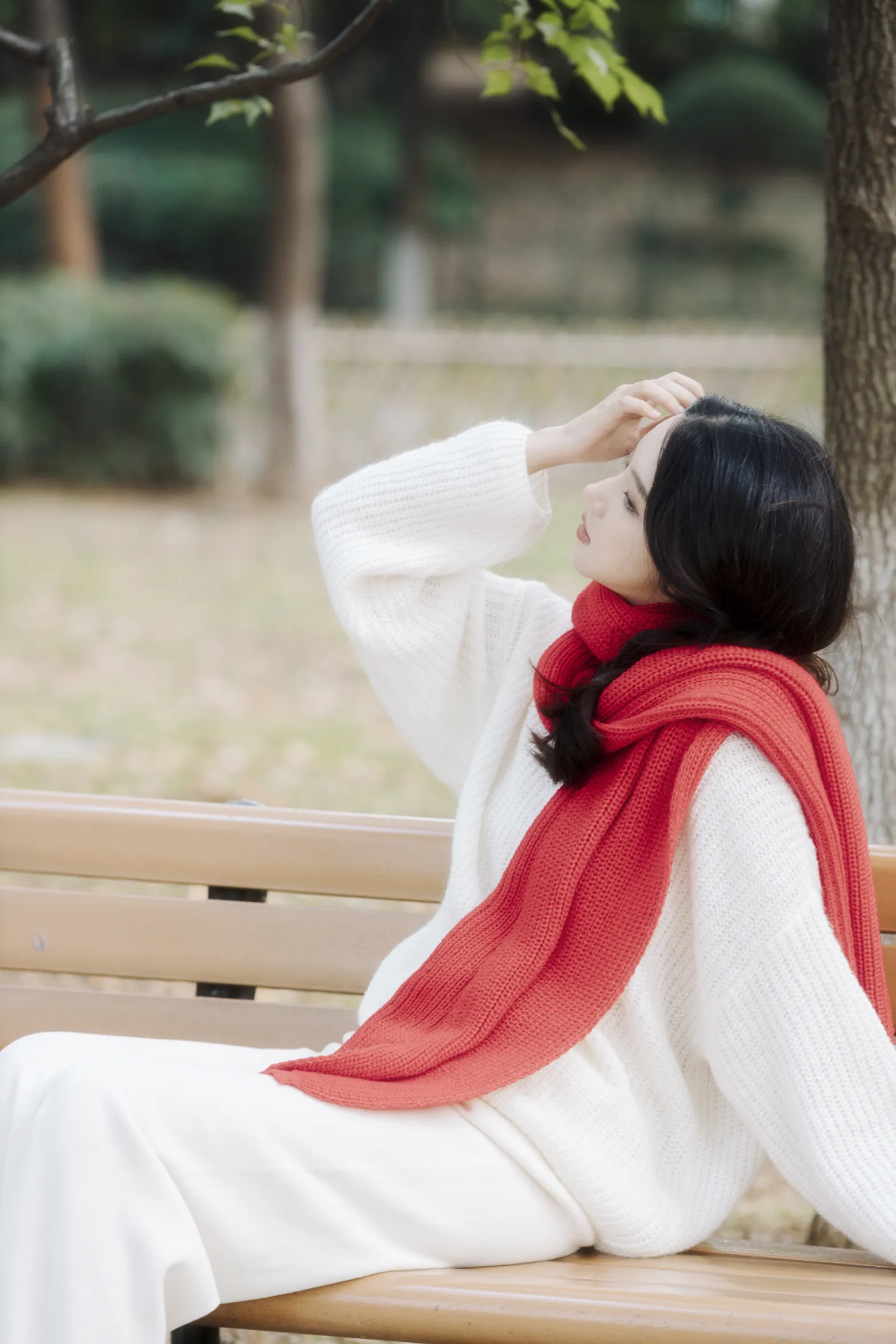 [YITUYU] 2022.12.05 Vol.2604 – Red Warm Winter ghost beard#[46P]-2