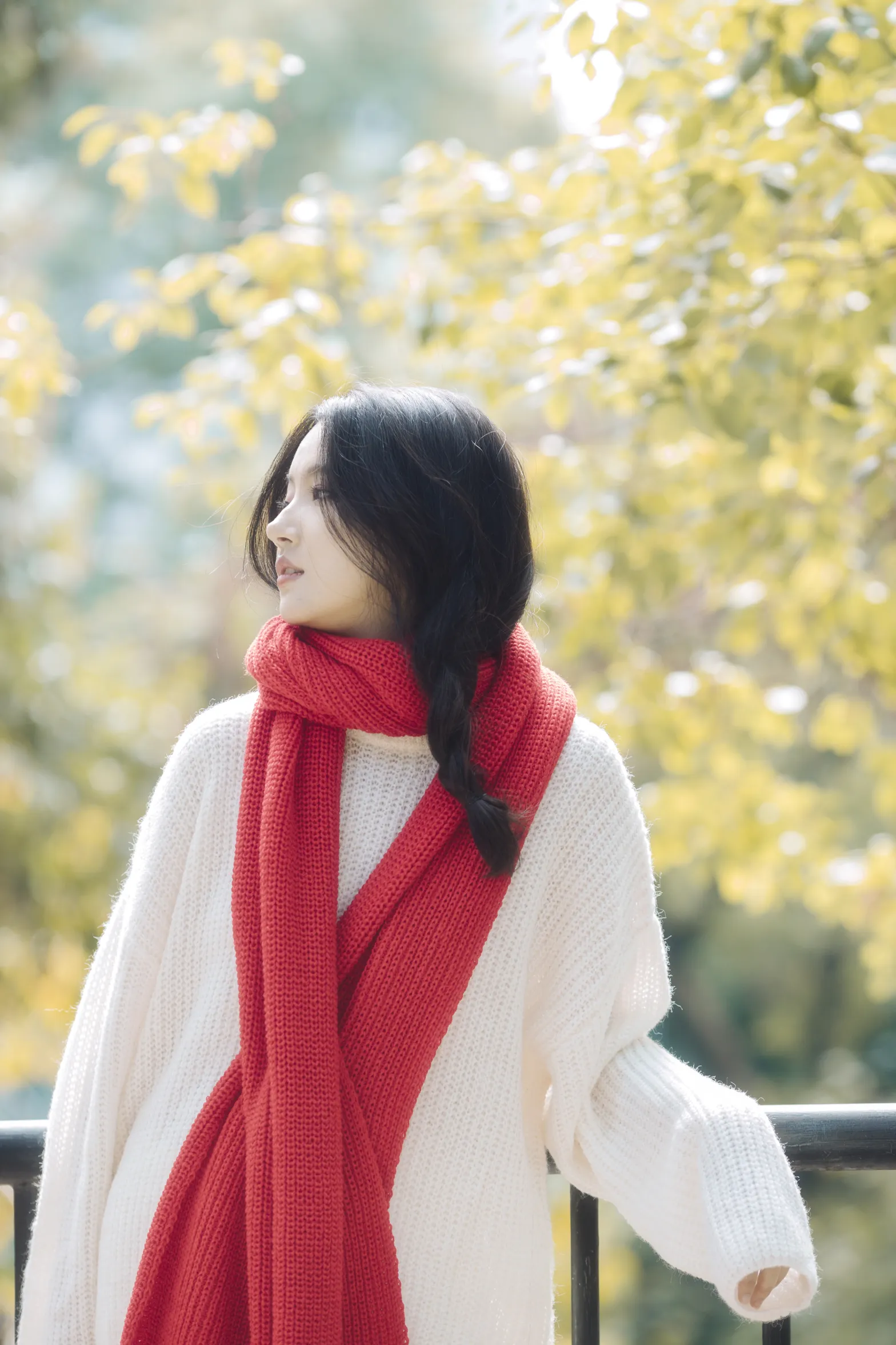 [艺图语] 2022.12.05 Vol.2604 – 红色暖冬 幽灵胡子#[46P]-5