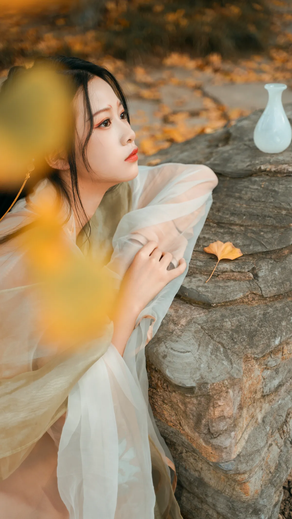 [艺图语] 2022.12.12 Vol.2664 – 银杏树下 旺旺小小舒#[39P]-8