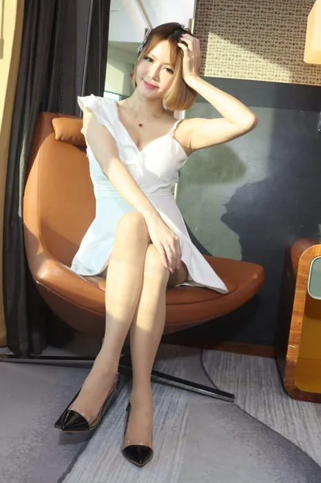 [爱美足] NO.092 Memi 白色短禮服 高跟美腿外拍 街拍#[95P]-2