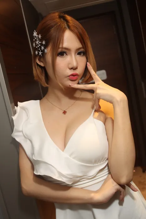 [爱美足] NO.092 Memi 白色短禮服 高跟美腿外拍 街拍#[95P]-8