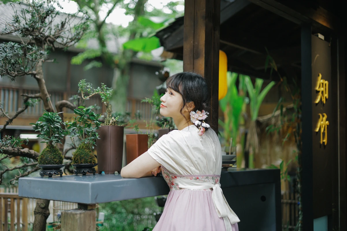 [艺图语] 2023.03.08 Vol.3025 沐光而行 蓝胖子-#[30P]-6