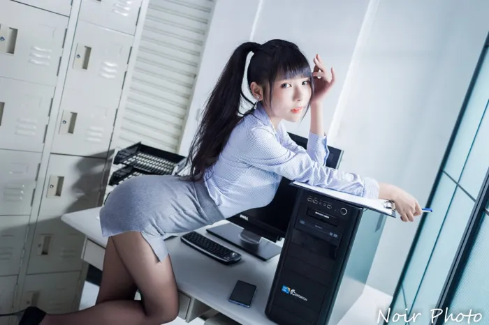 [爱美足] NO.072  依霜 OL黑丝 高跟美腿外拍 街拍#[37P]-5