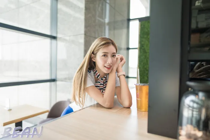 [爱美足] NO.219 金允乔 台中高铁 高跟美腿外拍 街拍#[81P]-2