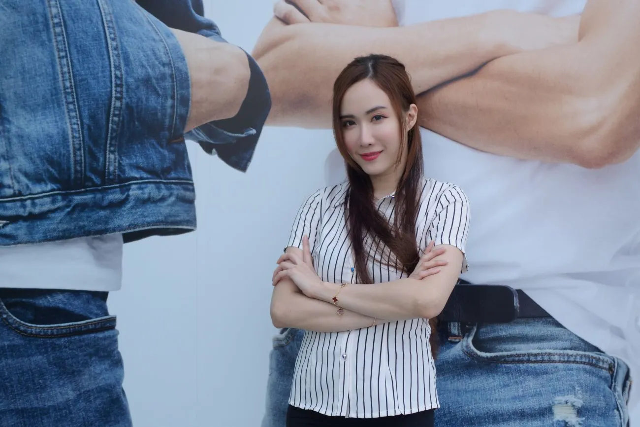 [爱美足] NO.073  Dora妍希 OL黑丝高跟美腿 街拍#[82P]-5