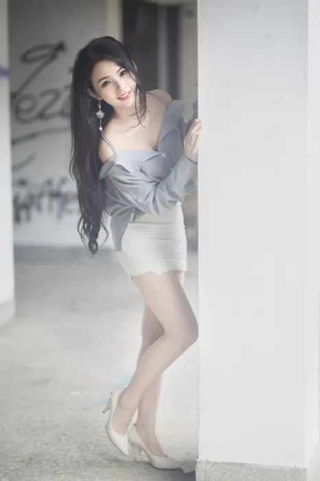 [爱美足] NO.062  杨宓凌 包臀裙更显性感 街拍#[100P]-3