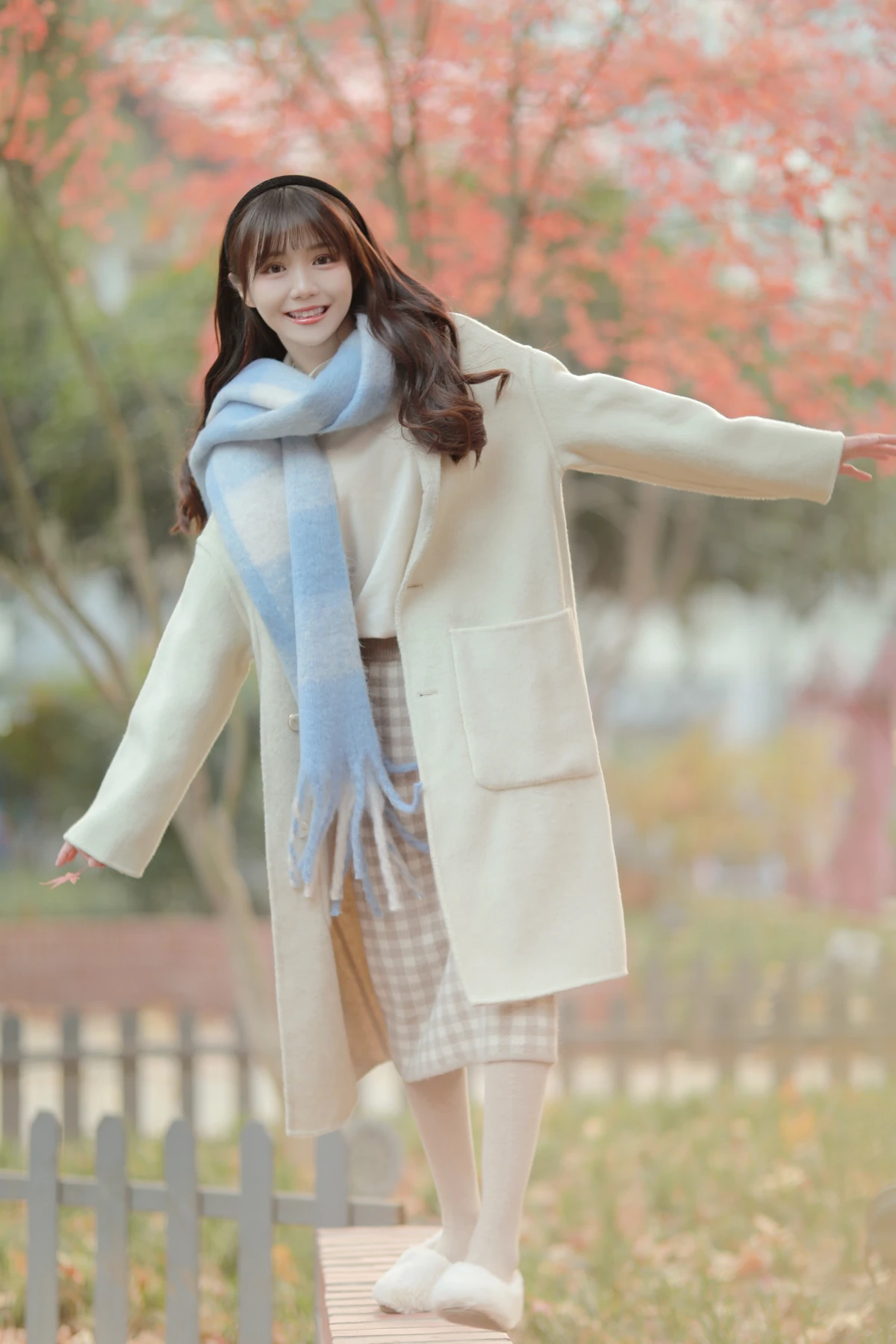 [艺图语] 2023.01.08 Vol.2865 – 奶油色的秋天 西西#[30P]-10