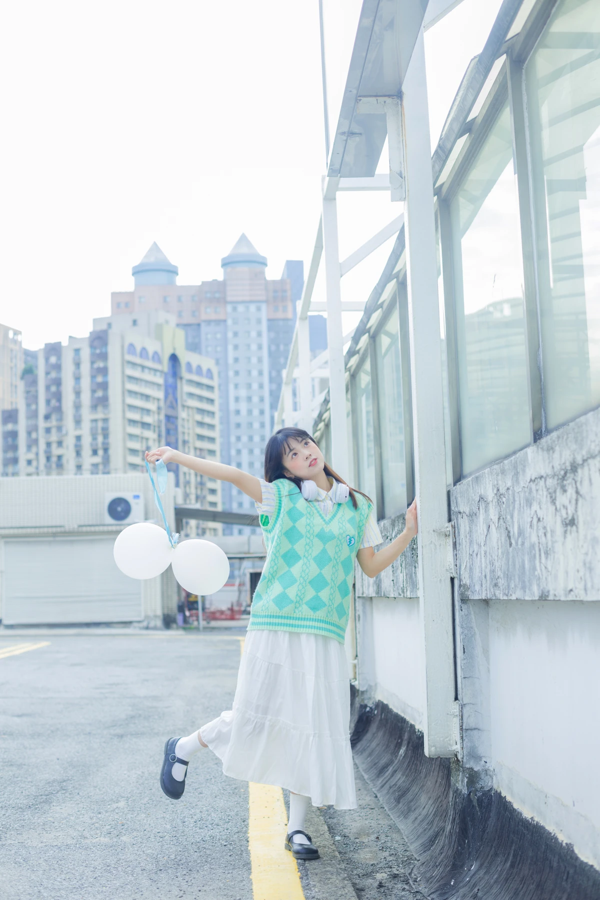 [艺图语] 2023.01.14 Vol.2912 放风 可爱泡泡呀#[28P]-1