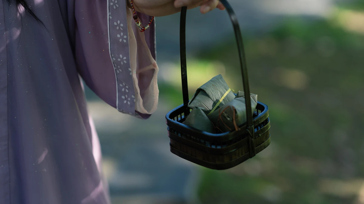 [艺图语] 2022.12.27 Vol.2768 – 端午游 谨言JINYAN99#[23P]-1