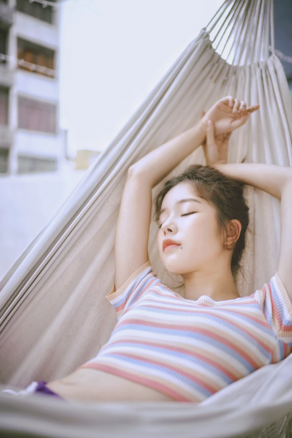 [艺图语] 2023.01.05 Vol.2843 – 天台的水枪少女 圈圈#[25P]-1
