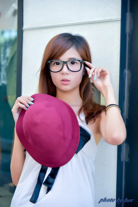 [爱美足] NO.061  方唯真 牛仔短裤 丝袜高跟美腿外拍 街拍#[73P]-10