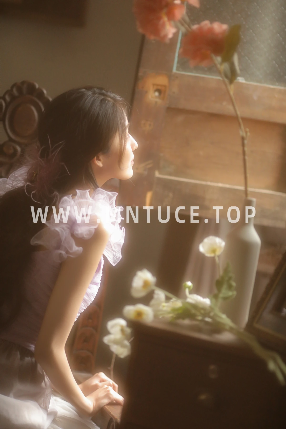 [艺图语] 2023.02.06 Vol.2981 没有花收的日子 凤#[22P]-1