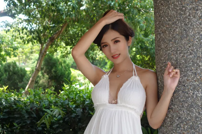 [爱美足] NO.039 Go Go 白色小禮服 高跟美腿外拍 街拍#[106P]-2