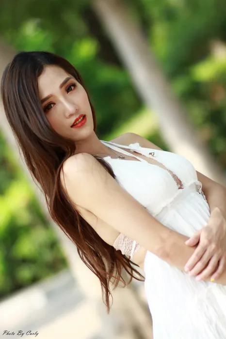 [爱美足] NO.039 Go Go 白色小禮服 高跟美腿外拍 街拍#[106P]-1