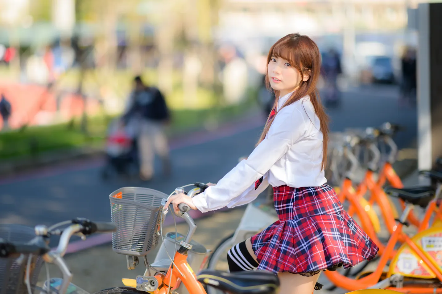 [爱美足] NO.233 学生制服高跟 街拍#[105P]-6