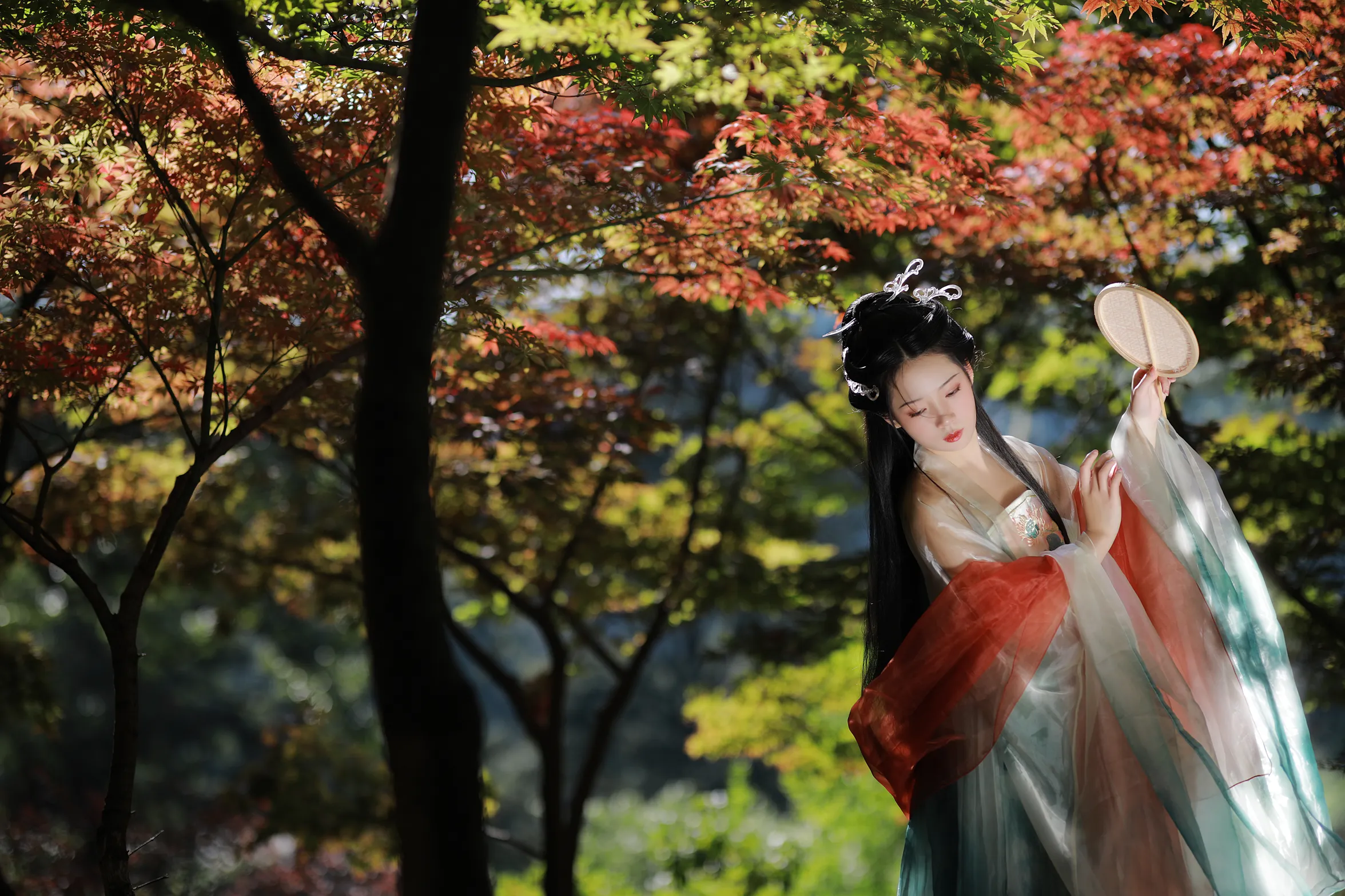 [艺图语] 2022.12.04 Vol.2599 – 休言万事转头空 落花人独立#[34P]-2