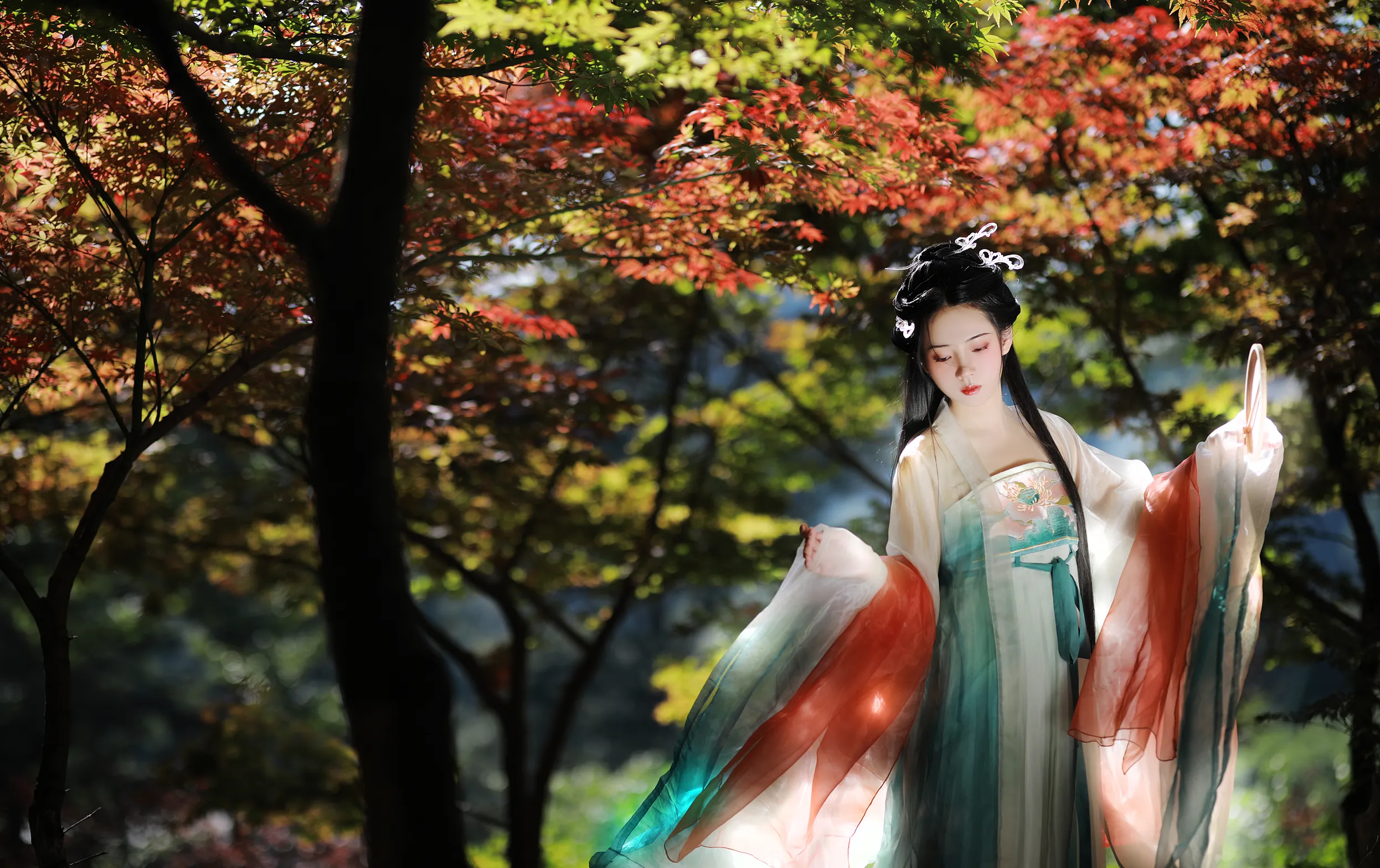 [艺图语] 2022.12.04 Vol.2599 – 休言万事转头空 落花人独立#[34P]-4