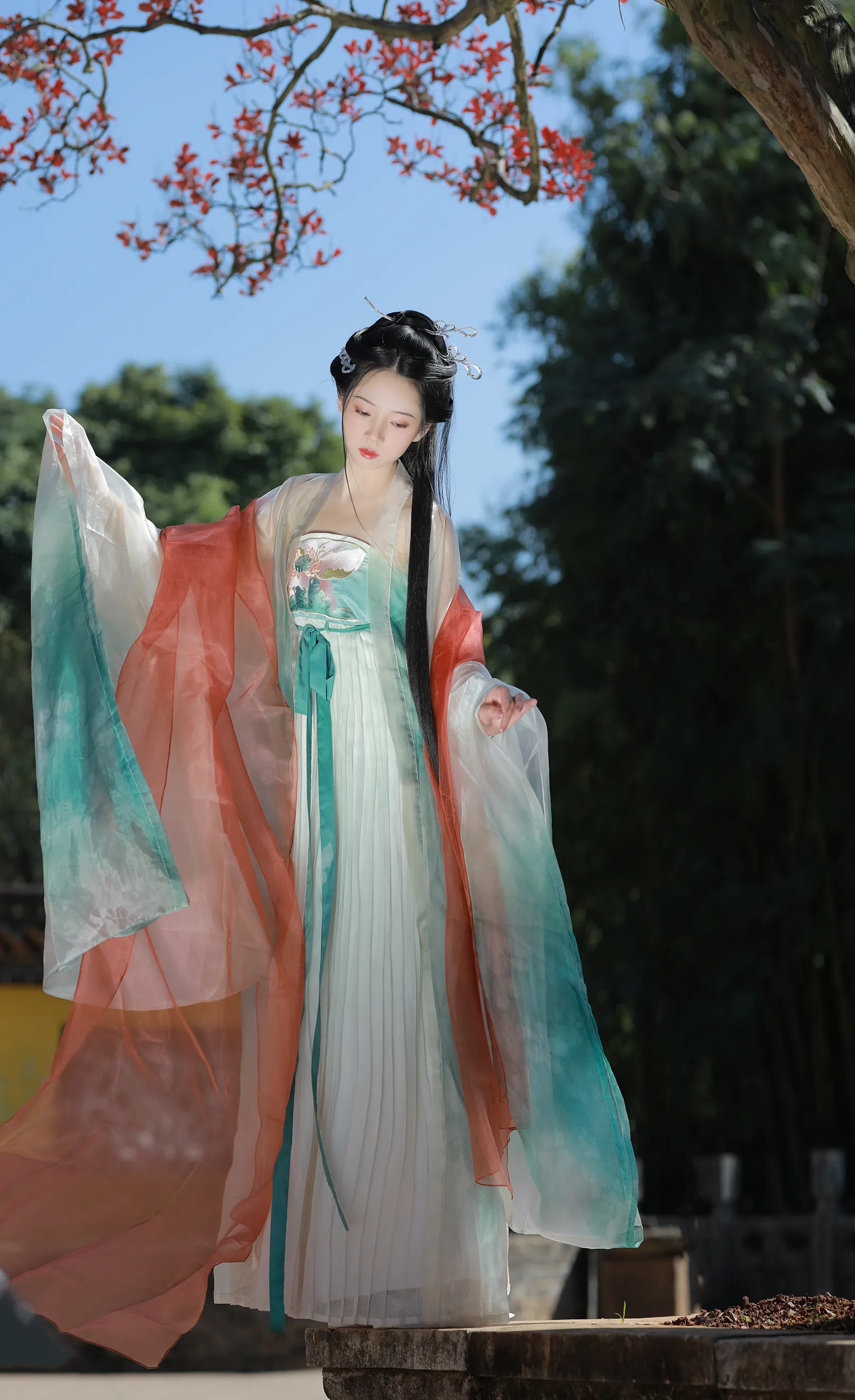 [艺图语] 2022.12.04 Vol.2599 – 休言万事转头空 落花人独立#[34P]-6