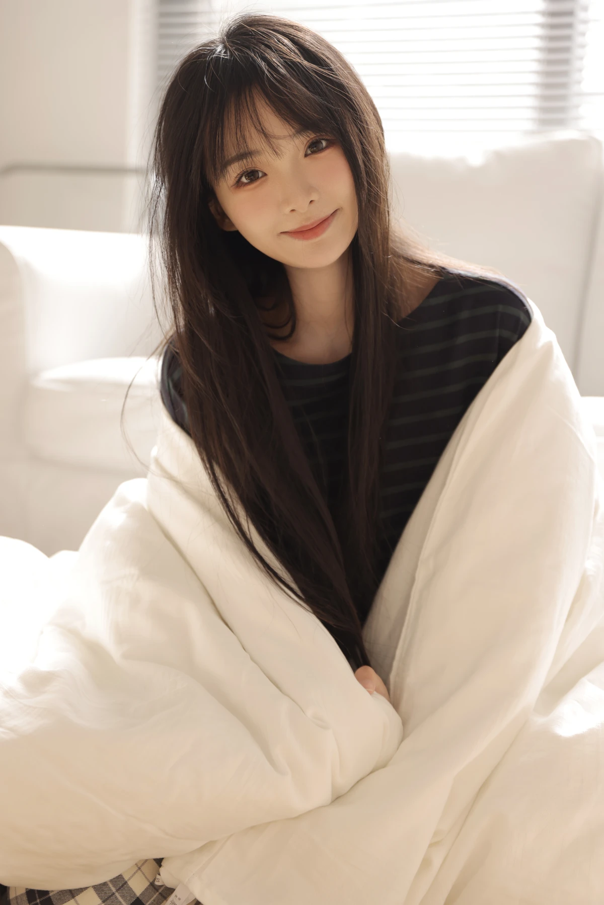 [艺图语] 2022.12.19 Vol.2711 – 白色 莉莉崽w#[31P]-6