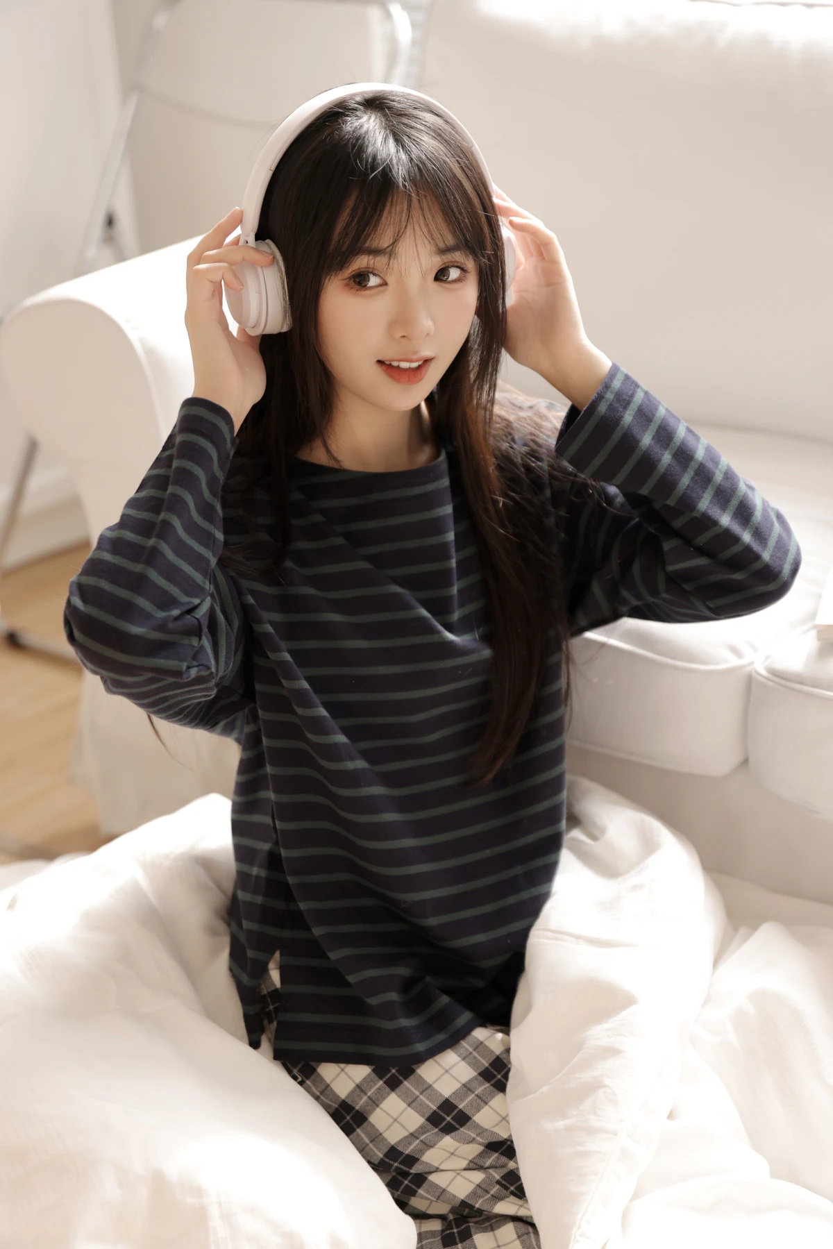 [艺图语] 2022.12.19 Vol.2711 – 白色 莉莉崽w#[31P]-8