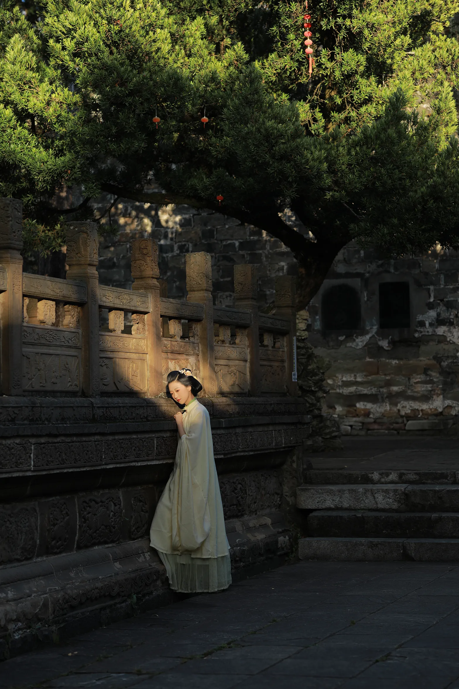 [艺图语] 2022.11.30 Vol.2561 – 淡淡春山 YunFleur#[40P]-9