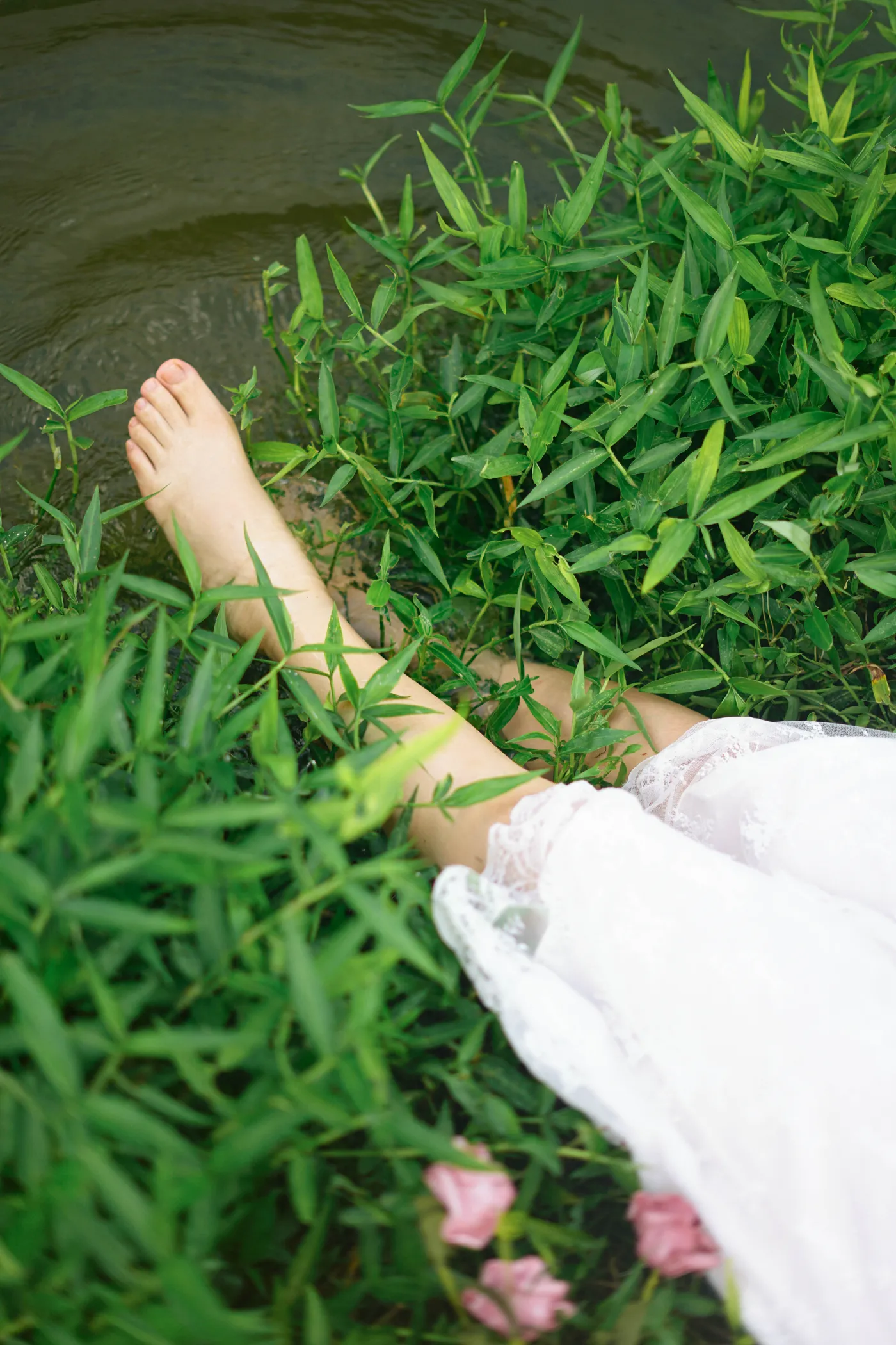 [艺图语] 2022.12.01 Vol.2572 – 河边戏水 杨心颖#[22P]-6