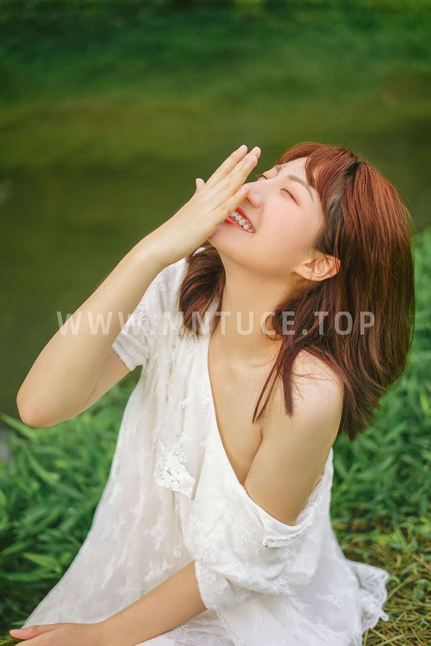 [艺图语] 2022.12.01 Vol.2572 – 河边戏水 杨心颖#[22P]-7