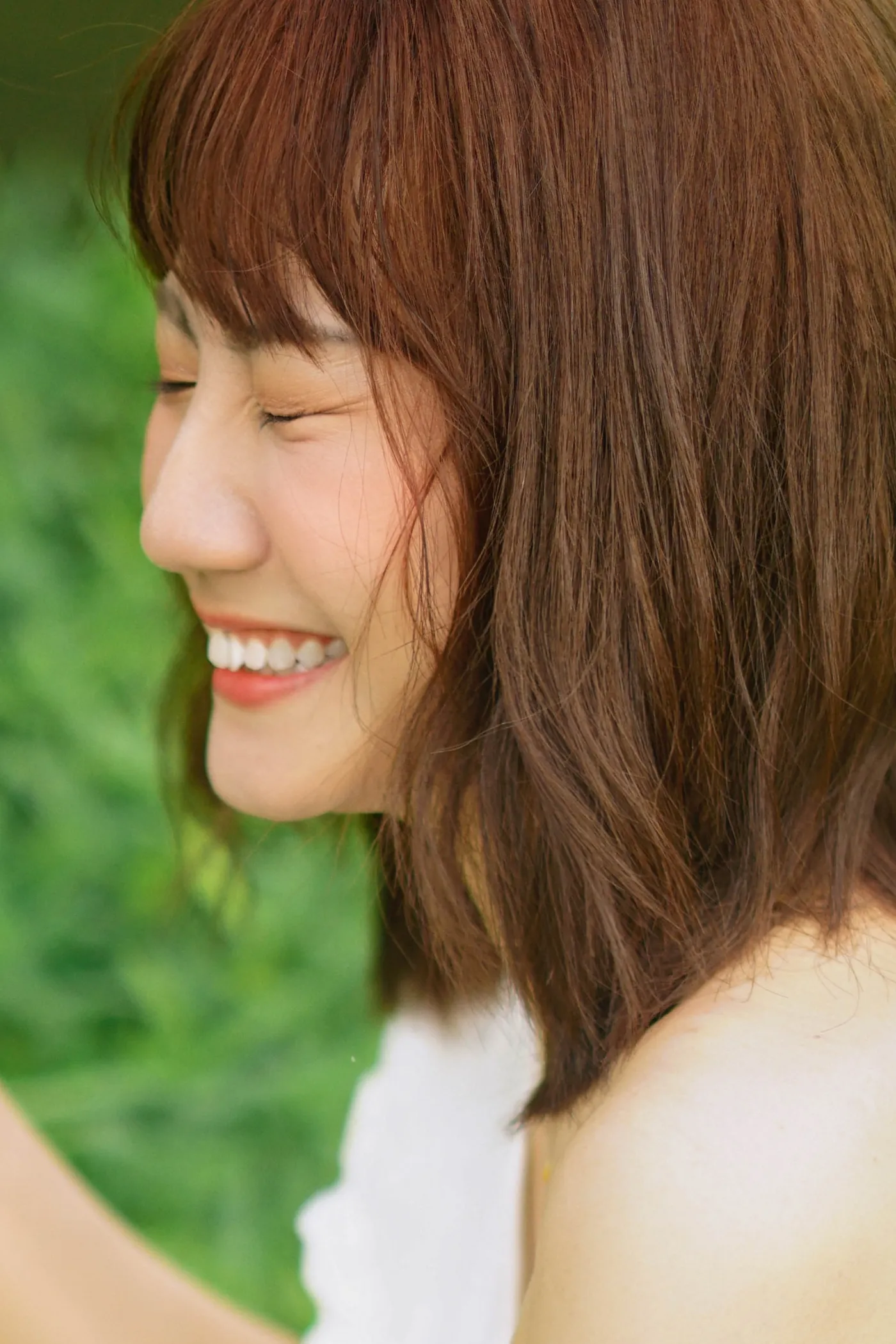 [艺图语] 2022.12.01 Vol.2572 – 河边戏水 杨心颖#[22P]-1