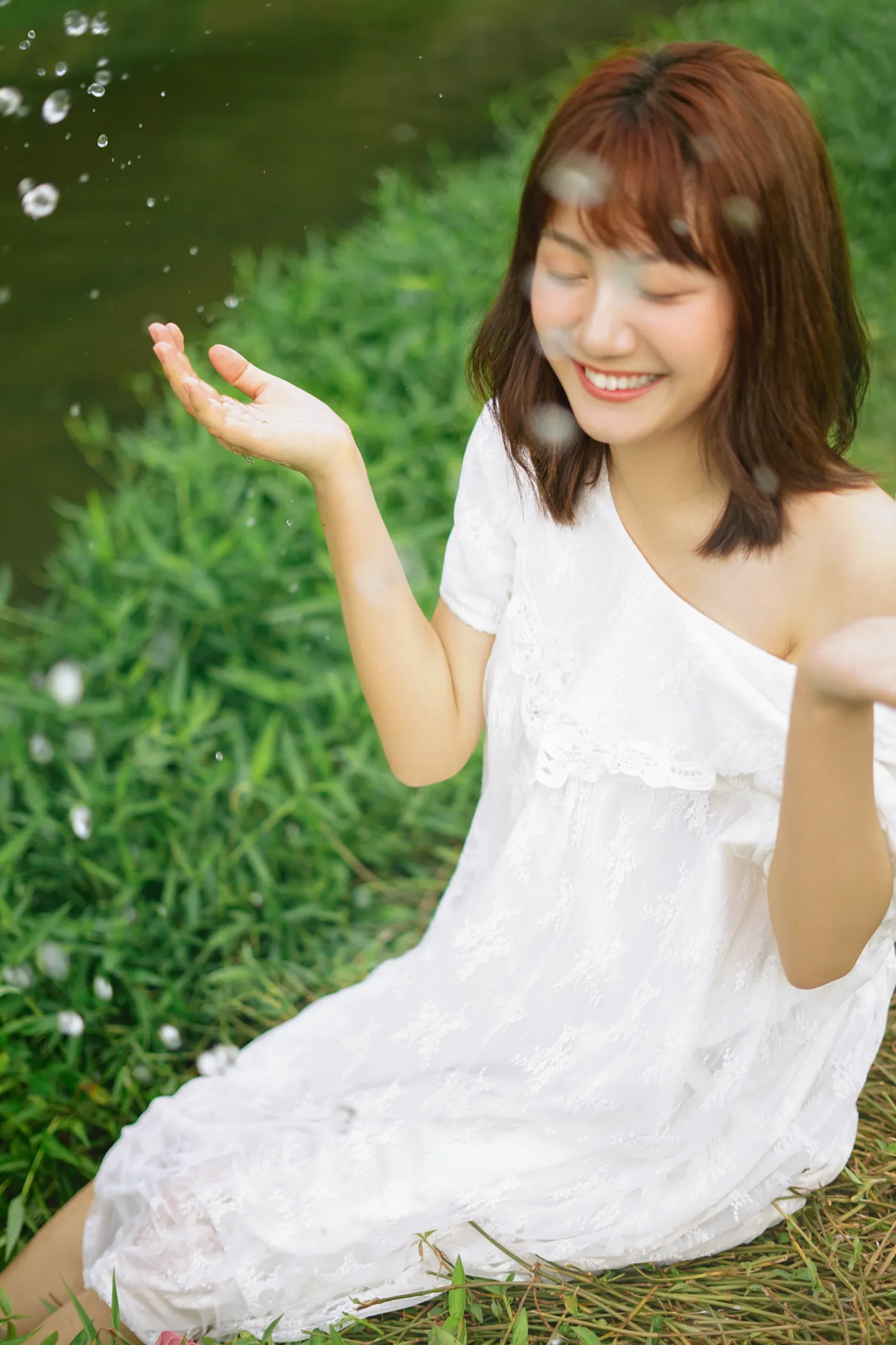 [艺图语] 2022.12.01 Vol.2572 – 河边戏水 杨心颖#[22P]-4