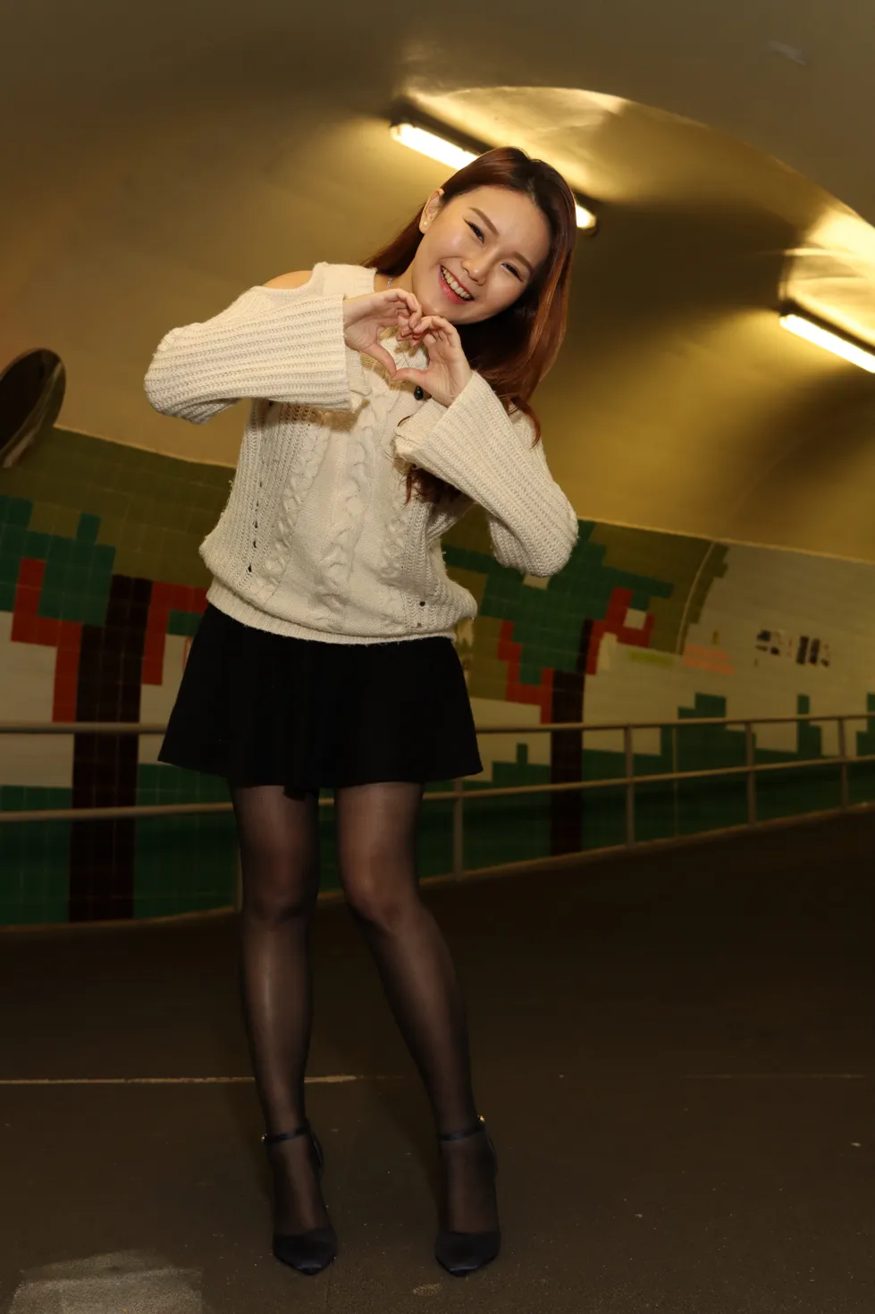 [爱美足] NO.099 Erika 短裙黑丝高跟美腿 街拍#[106P]-4