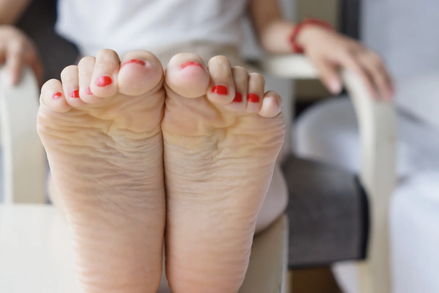 [爱美足] NO.030 一步裙对于她来说是一种受罪，但39的脚型确实亮点 街拍#[74P]-9