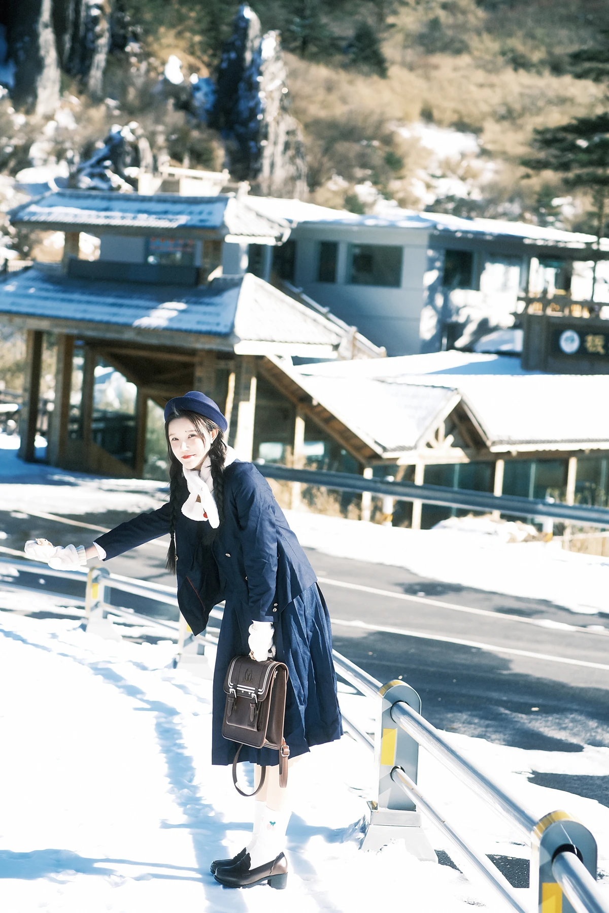 [艺图语] 2022.12.30 Vol.2791 – 初雪在说我爱你 小霜#[26P]-2