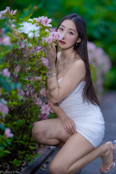 [爱美足] NO.076  吴小葵 纯白小礼服 高跟美腿外拍 街拍#[34P]-6