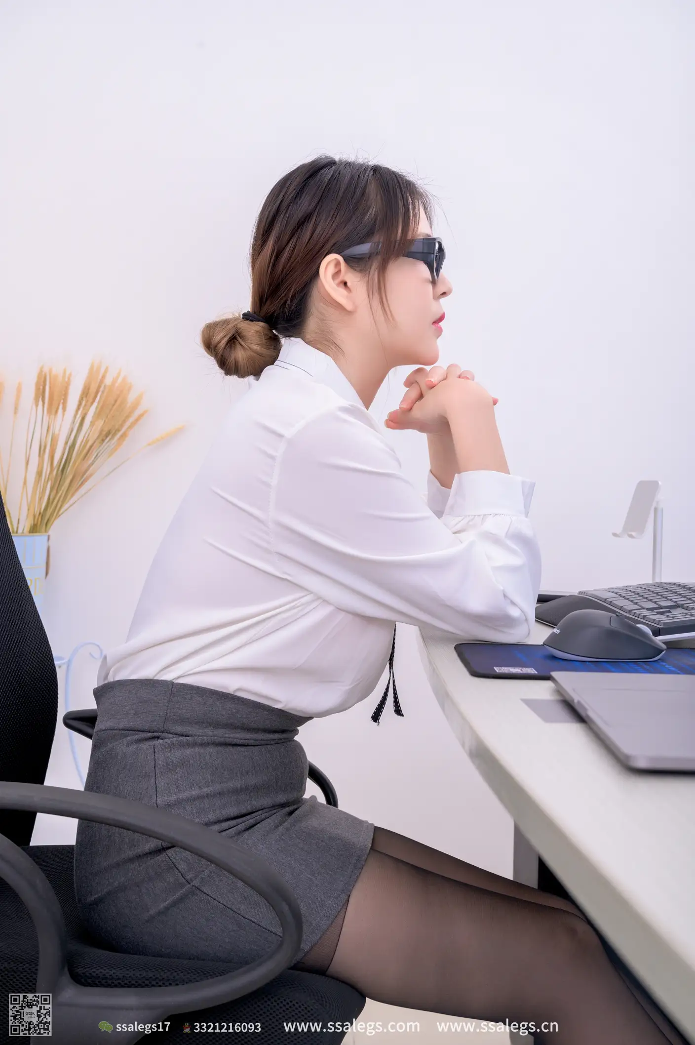 [爱美足] NO.463 春晓 女同事的丝袜诱惑(上) 丝社#[126P]-2