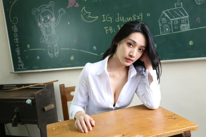 [爱美足] NO.058  段璟乐 教师黑丝 高跟美腿旅拍 街拍#[59P]-1