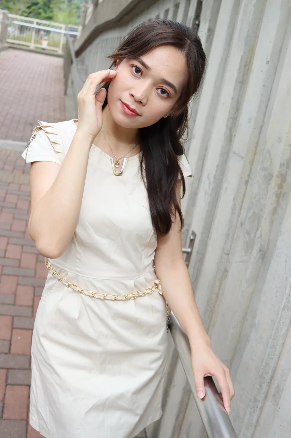[爱美足] NO.107 Vency Shen 米色连衣裙丝袜高跟美腿 街拍#[70P]-1