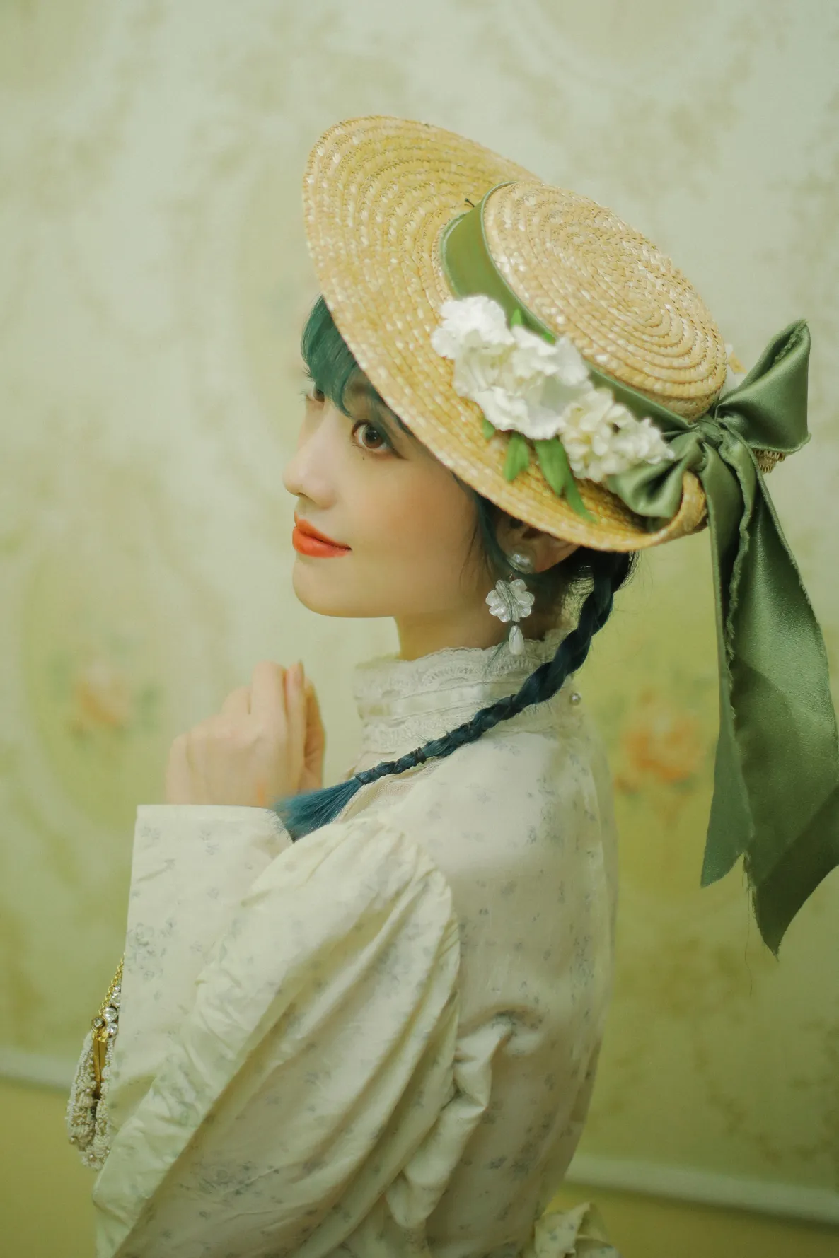 [艺图语] 2022.11.28 Vol.2545 – 茶花语 小曹#[26P]-1