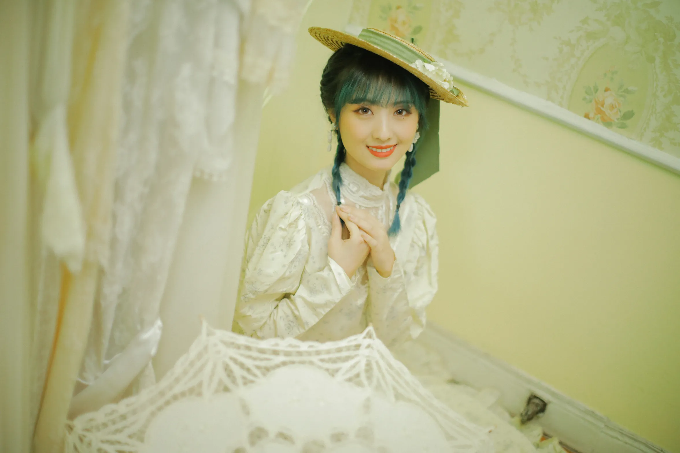 [艺图语] 2022.11.28 Vol.2545 – 茶花语 小曹#[26P]-4