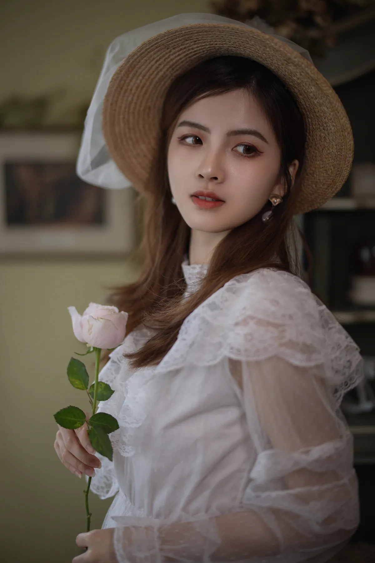 [艺图语] 2022.12.13 Vol.2665 – 法式丽影 Dtifa丁小妮#[28P]-1