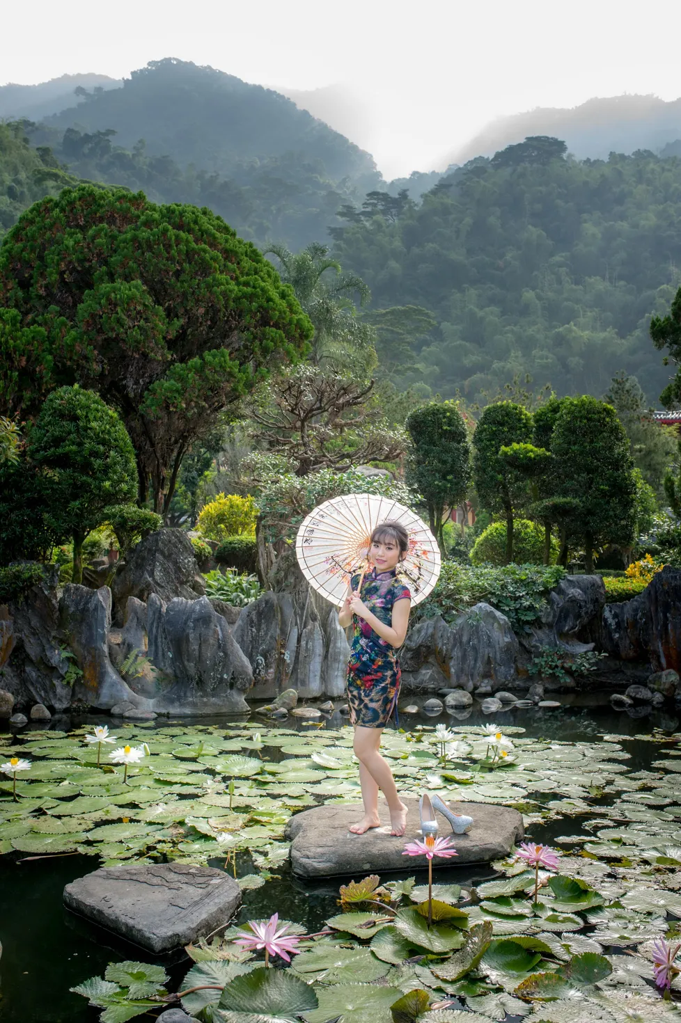 [爱美足] NO.194 余宸 短旗袍高跟美腿 街拍#[105P]-1