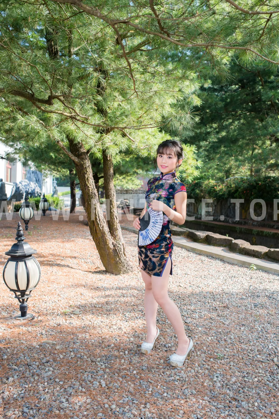 [爱美足] NO.194 余宸 短旗袍高跟美腿 街拍#[105P]-10