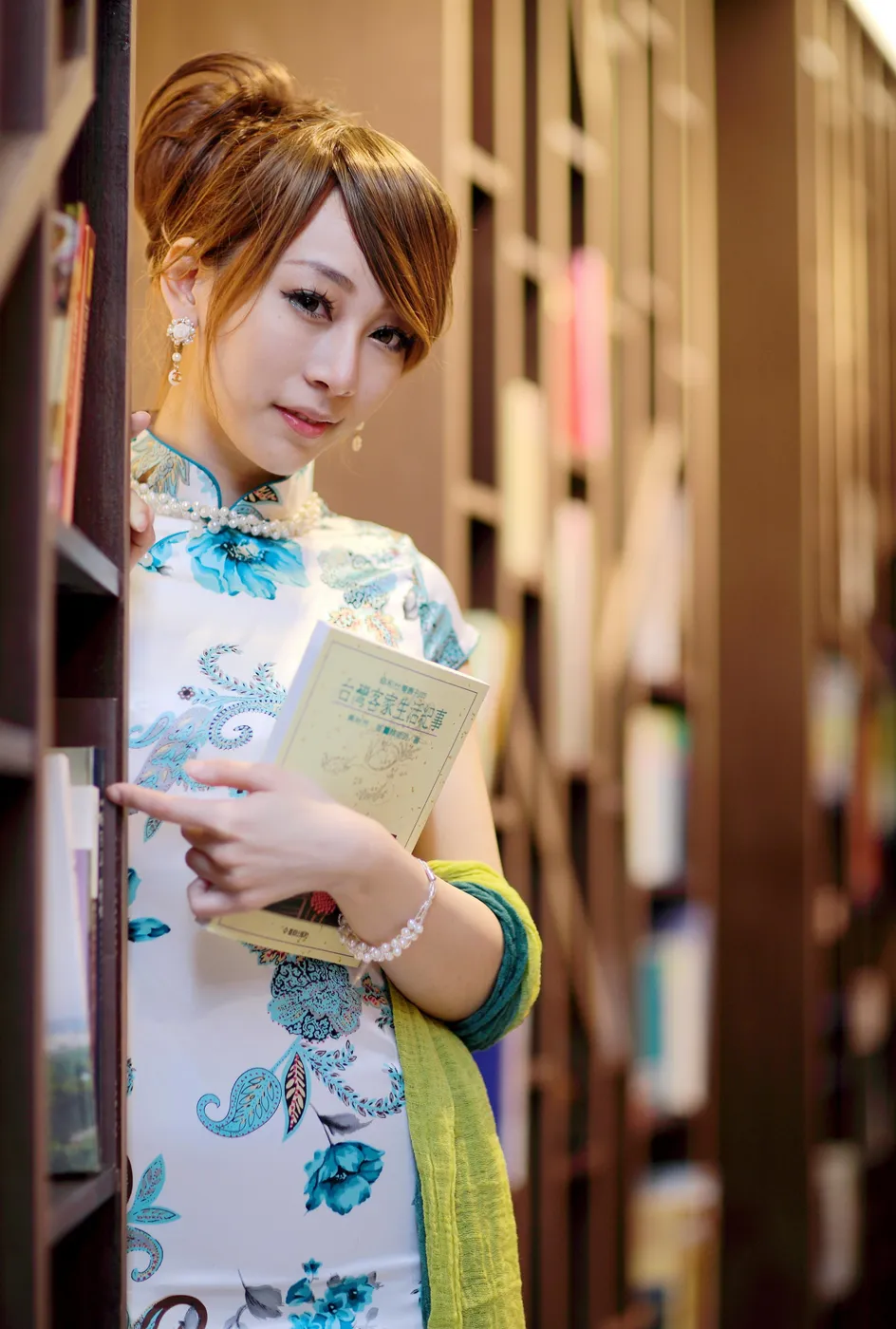 [爱美足] NO.212 小优 短旗袍丝袜高跟美腿 街拍#[78P]-2