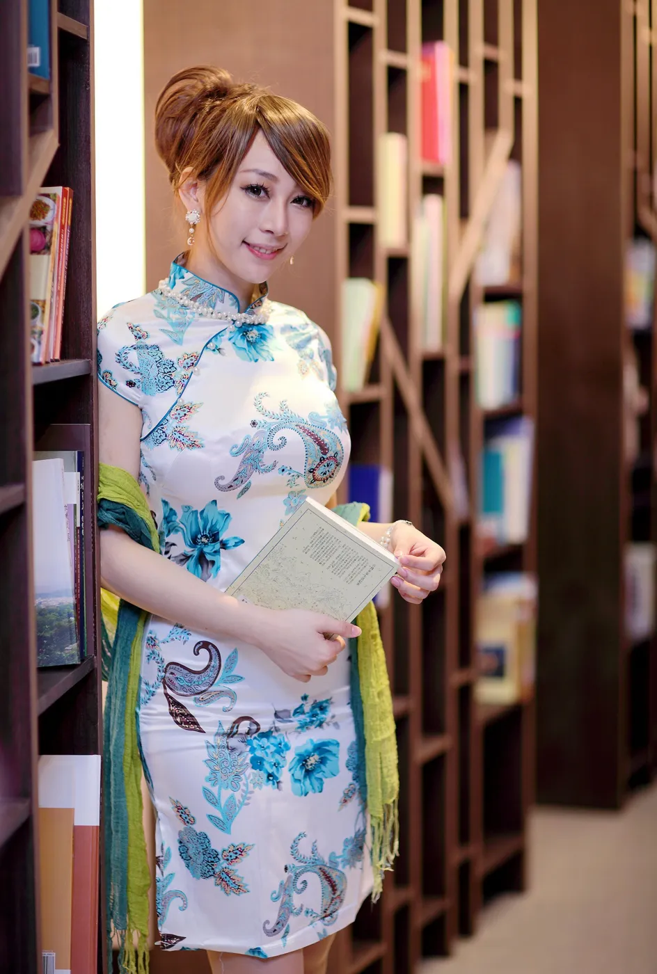 [爱美足] NO.212 小优 短旗袍丝袜高跟美腿 街拍#[78P]-3