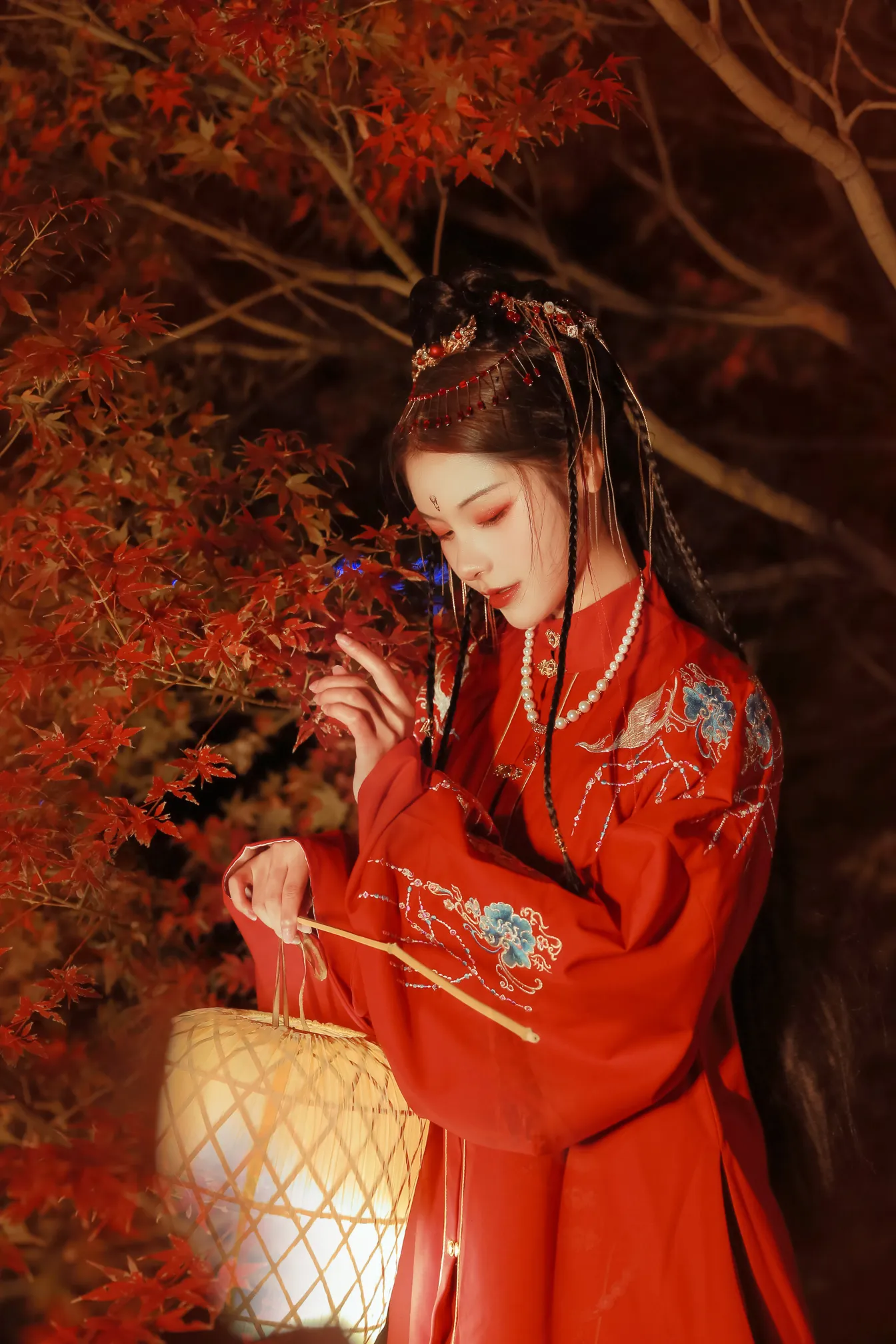 [艺图语] 2022.11.28 Vol.2550 – 莫将圆相换眉颦 阿里马马掌门人#[32P]-3